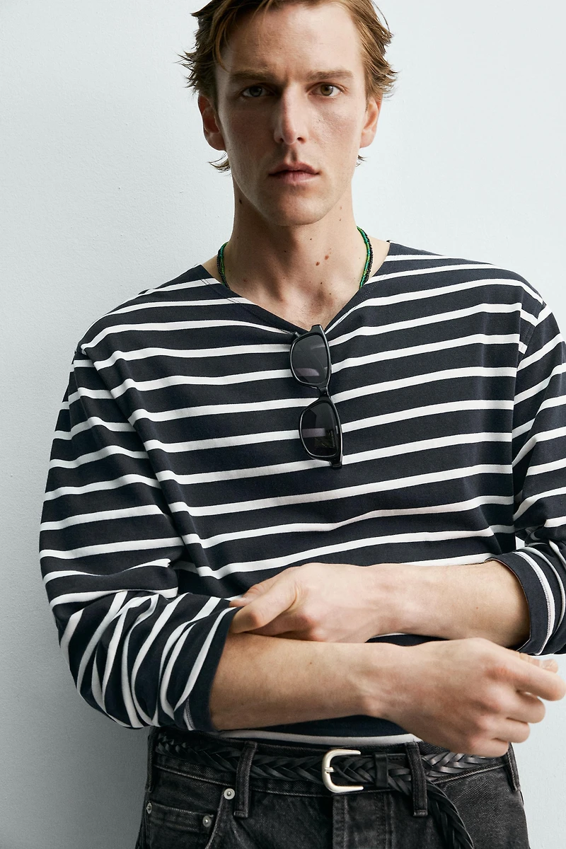 T-SHIRT JACQUARD RAYURES AARON LEVINE X ZARA