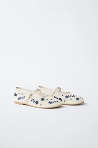 EMBROIDERED BALLET FLATS