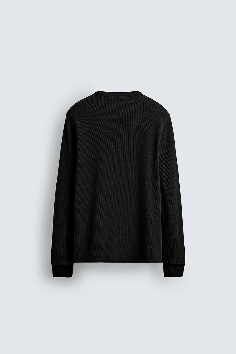 WAFFLE KNIT STRUCTURE T-SHIRT