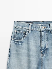 Wide-leg jeans