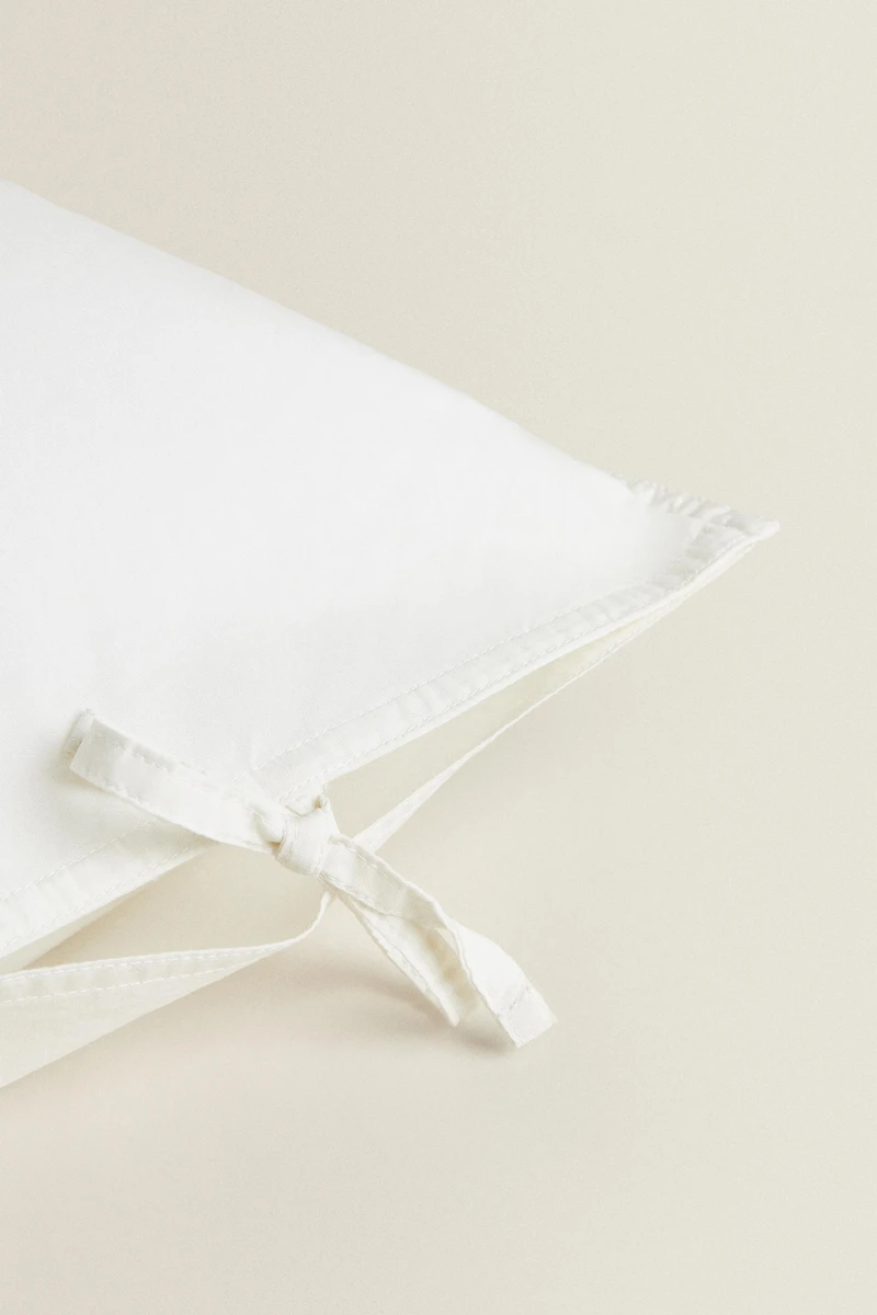SOLID COLOR CHILDREN’S PILLOWCASE