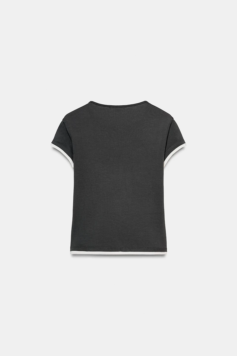 CONTRAST PIPING T-SHIRT