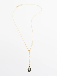 Shimmery rhinestone necklace