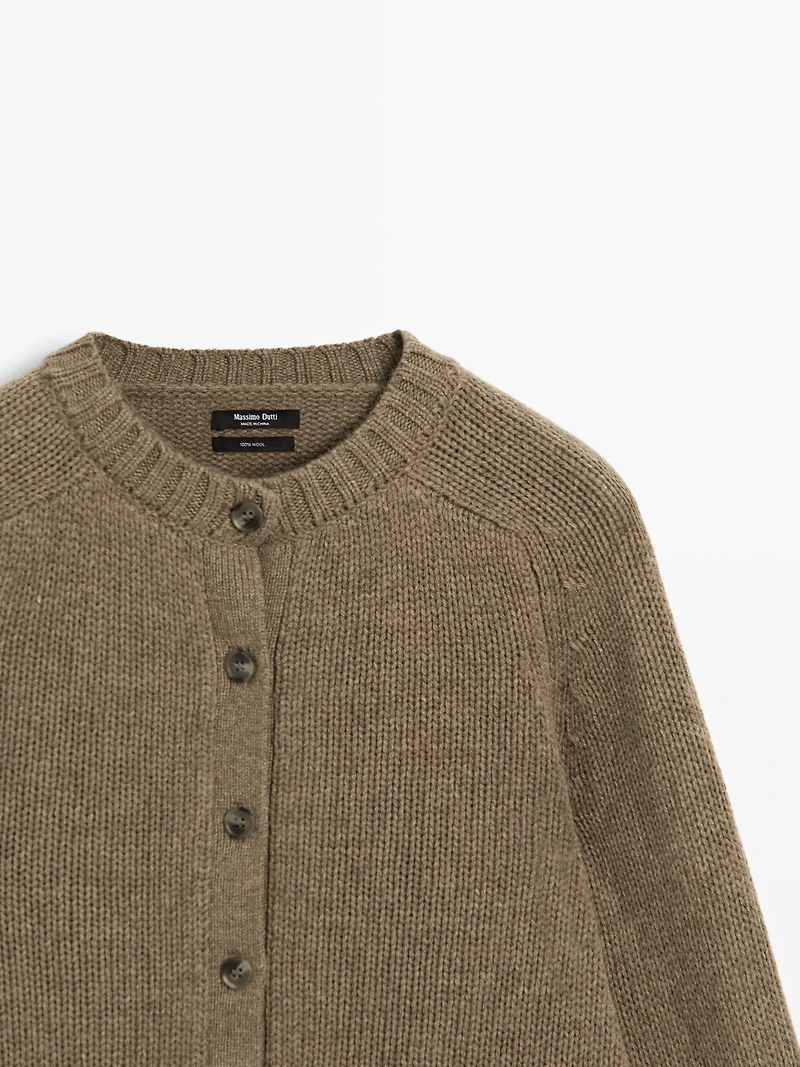 100% wool raglan sleeve knit cardigan