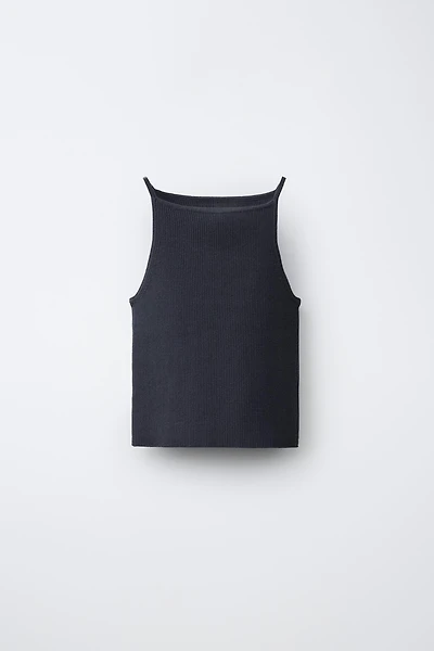 RIBBED KNIT TOP