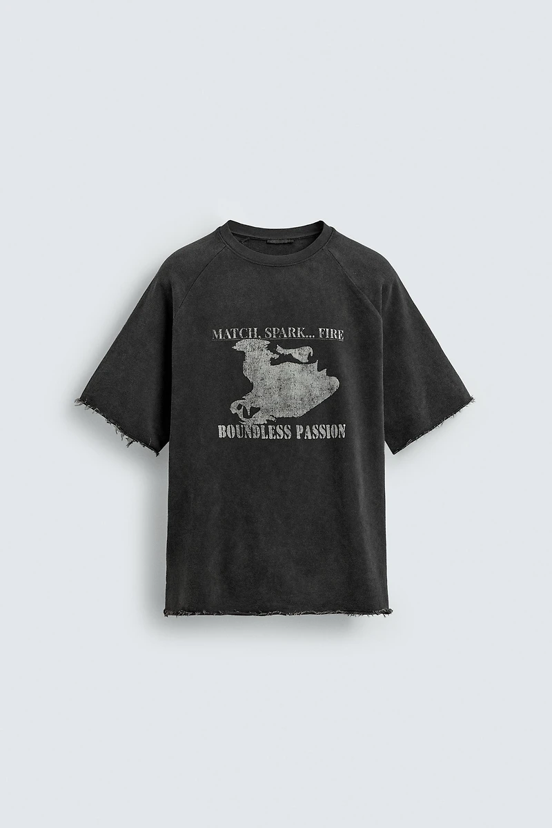 WASHED SWEATSHIRT WITH CONTRAST PRINT