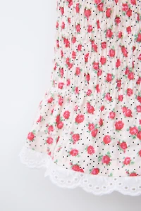 TOP PETITES FLEURS