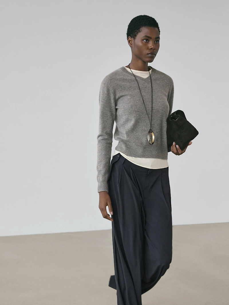 Pleated wool blend trousers
