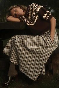 SHORT SLEEVE JACQUARD KNIT SWEATER