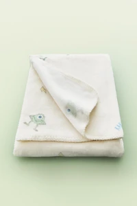 COUVERTURE ENFANT MONSTRES & CIE ©DISNEY/PIXAR