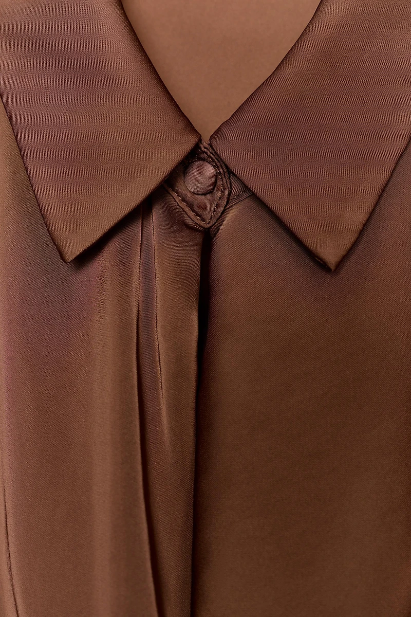 FLOWY SATIN EFFECT SHIRT