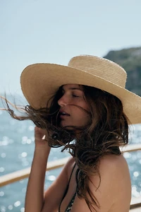 100% STRAW HAT WITH CONTRASTING BAND