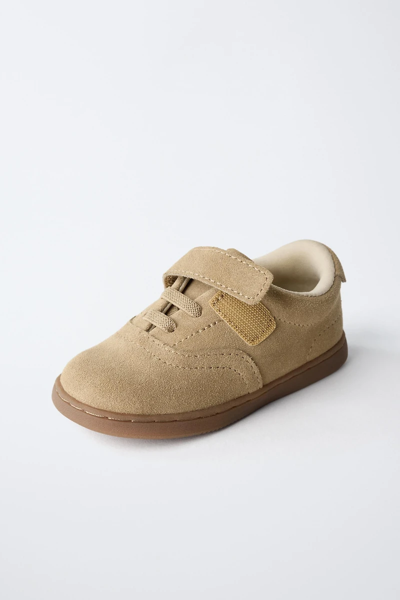 LEATHER SNEAKERS