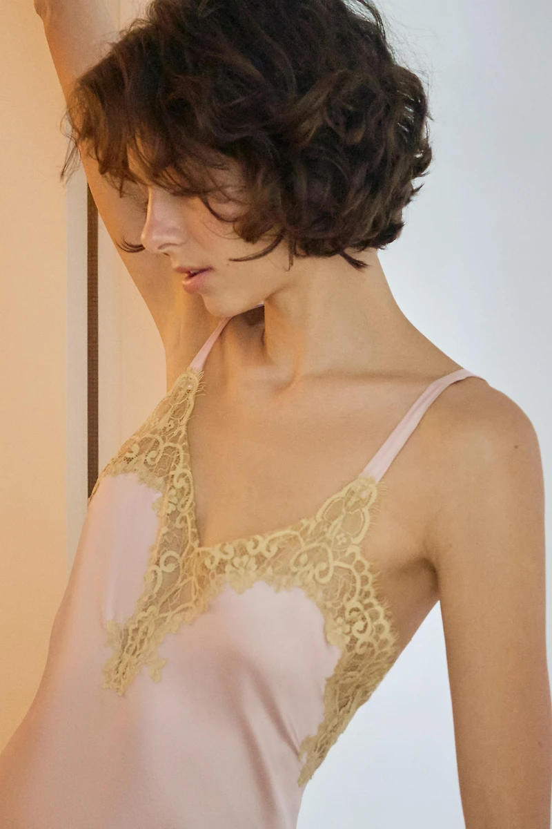 SATIN MIDI LACE DRESS