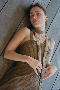 ROBE À BRETELLES AVEC DENTELLE LIMITED EDITION