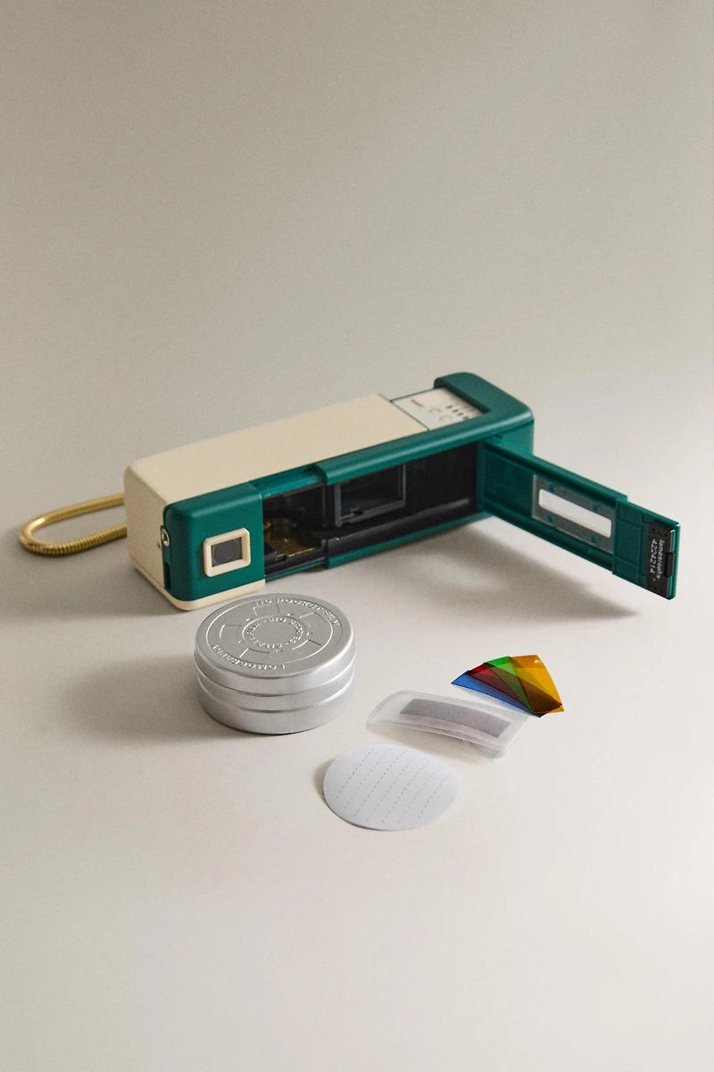 LOMOGRAPHY LOMOMATIC 110 CAMERA