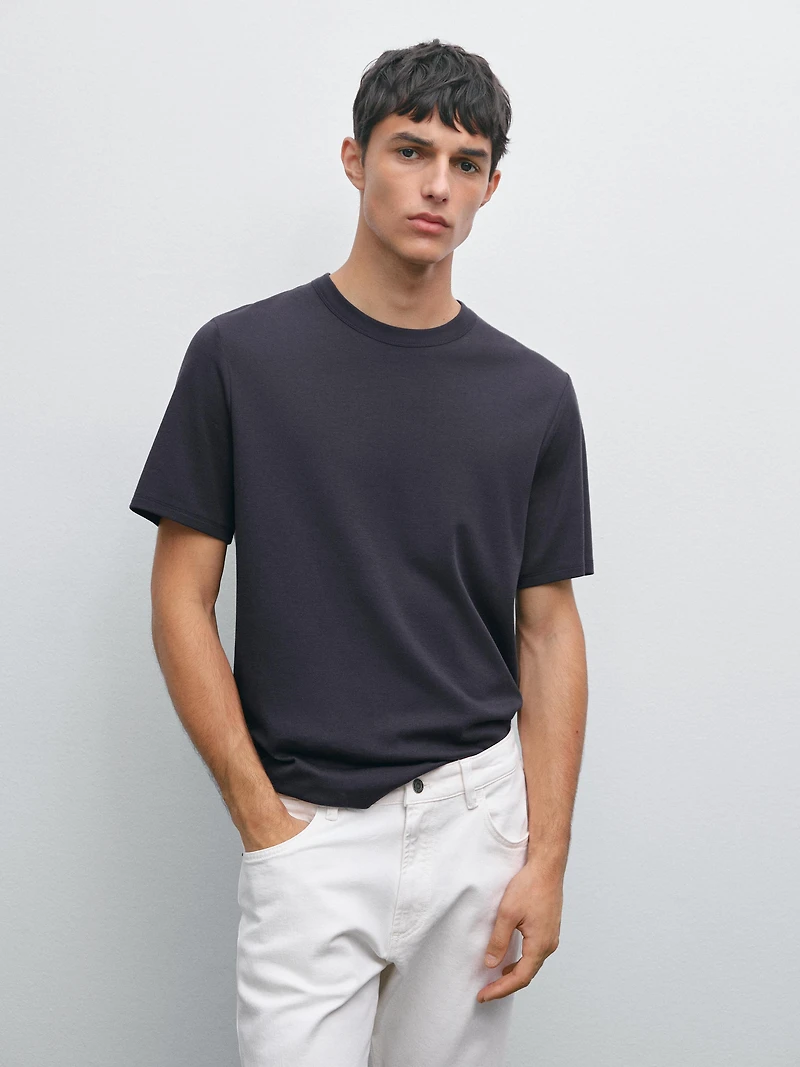 Short sleeve cotton blend T-shirt