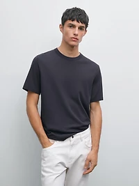 Short sleeve cotton blend T-shirt