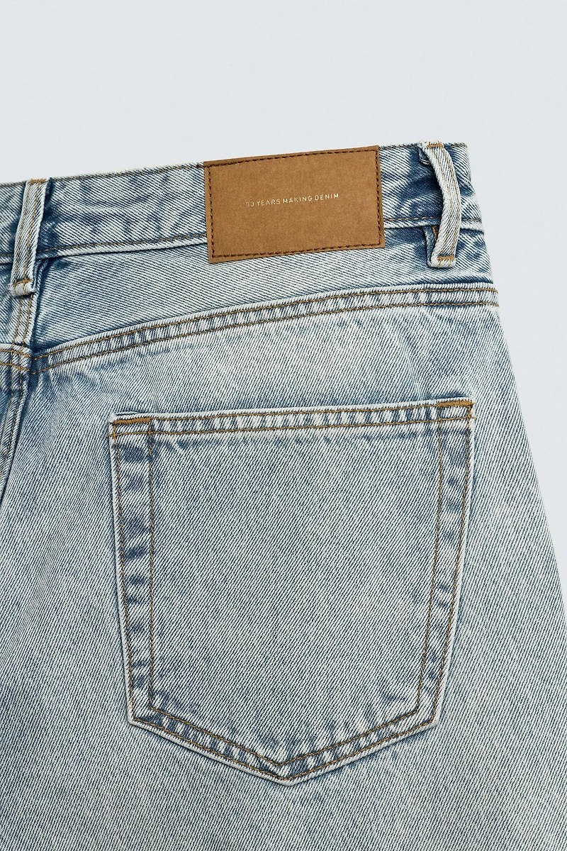 REGULAR STRAIGHT FIT JEANS