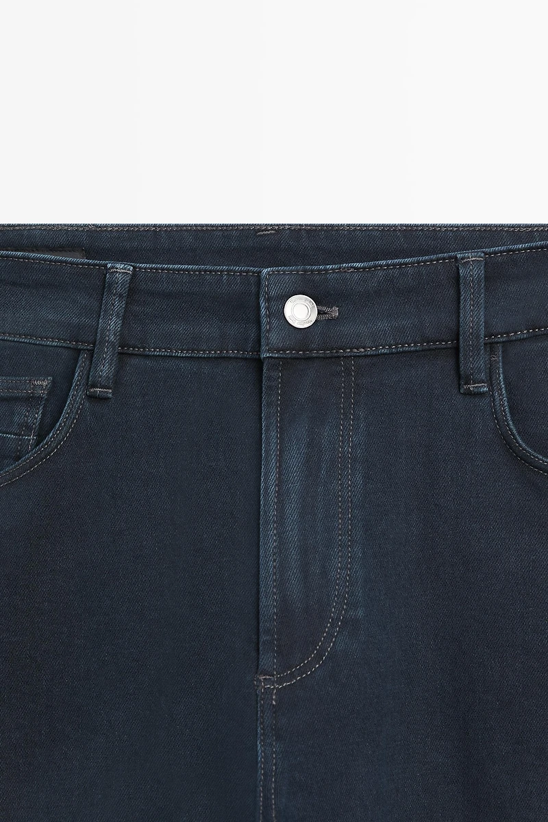 Slim fit jeans