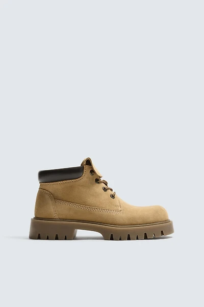CHUNKY LEATHER ANKLE BOOTS
