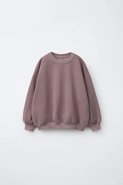 BASIC SWEATSHIRT
