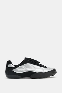 METALLIC RUNNING SNEAKERS