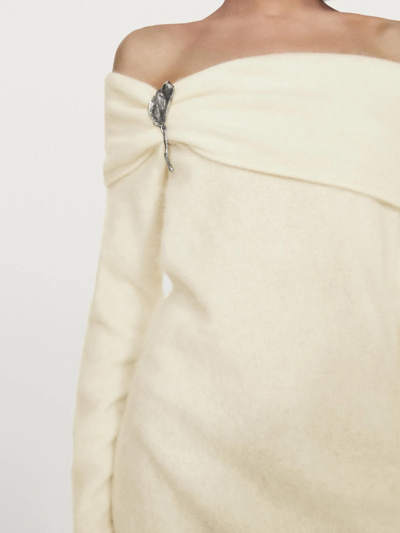 Knit wool and cashmere sweater with exposed shoulders