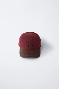 CASQUETTE EN VELOURS CÔTELÉ INITIALE