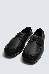 LEATHER BOAT SHOES