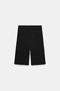 PLEATED LONG SHORTS