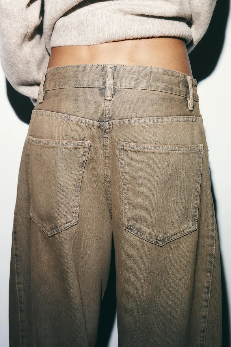 TRF OVERSIZE BARREL LOW-RISE JEANS