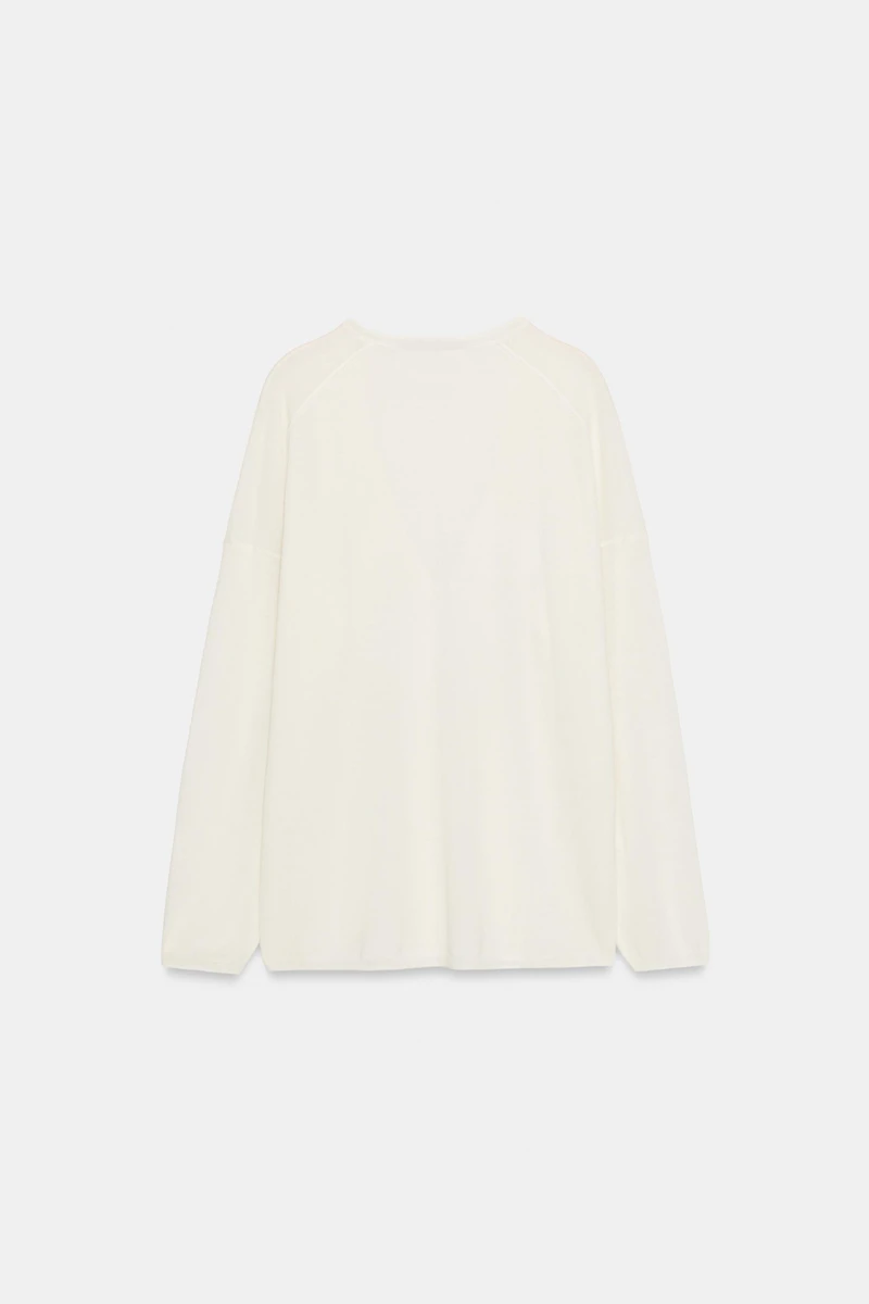 PULL EN MAILLE FINE À COL V