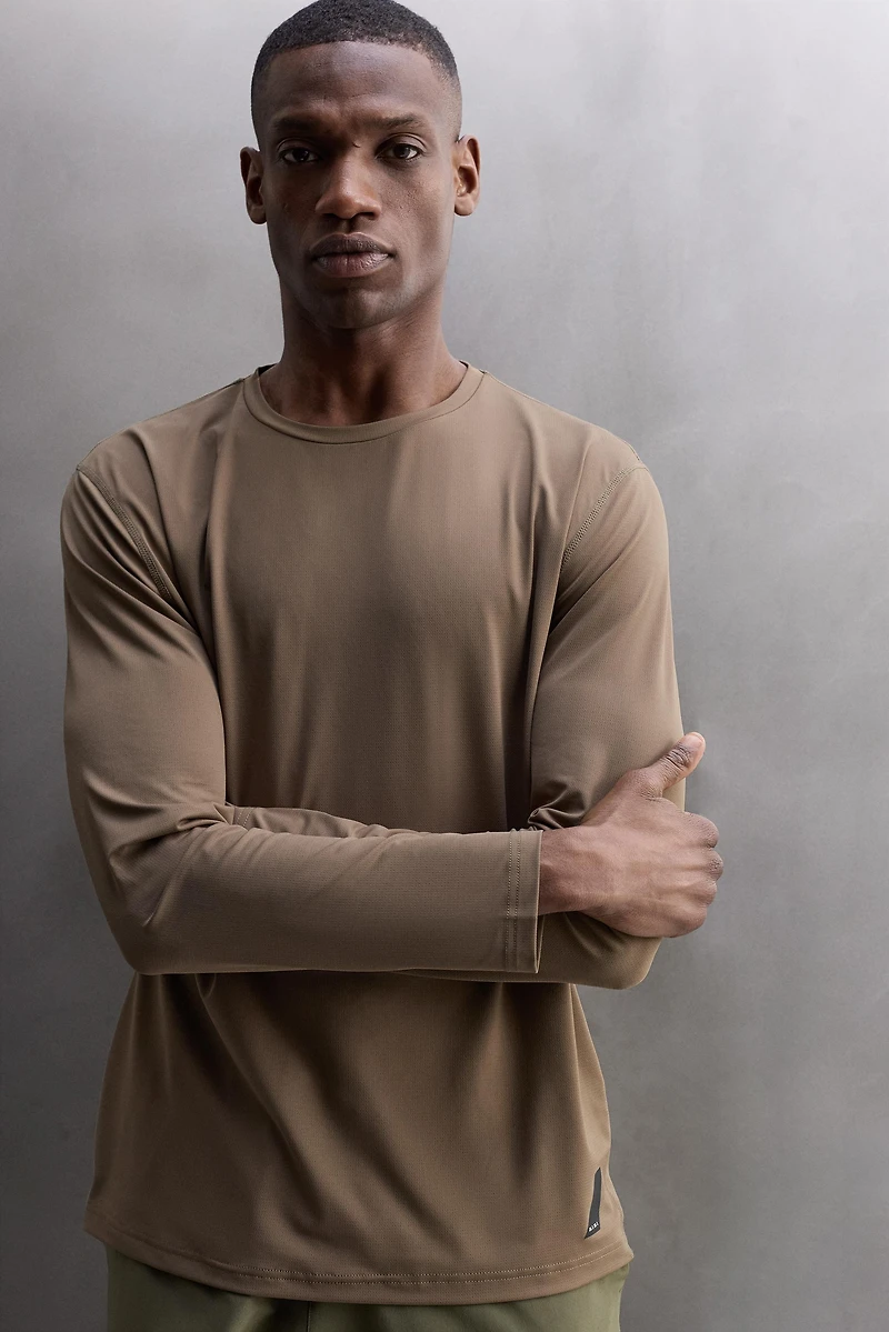 BASIC LONG SLEEVE TECHNICAL T-SHIRT
