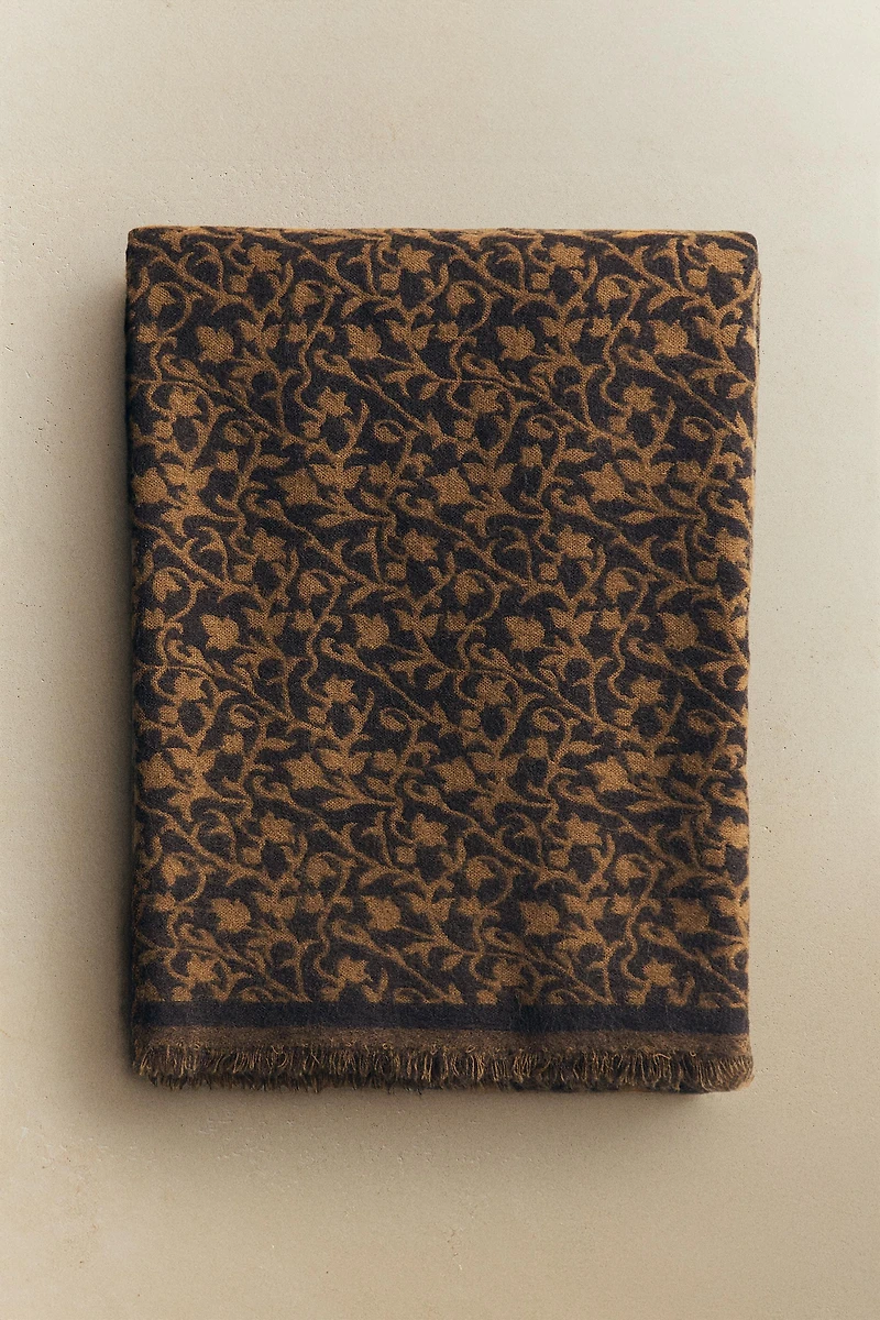 FLORAL WOOL BLANKET