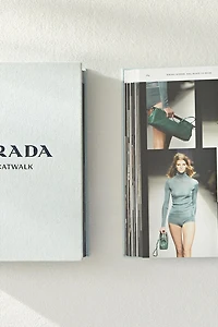 LIVRE PRADA CATWALK