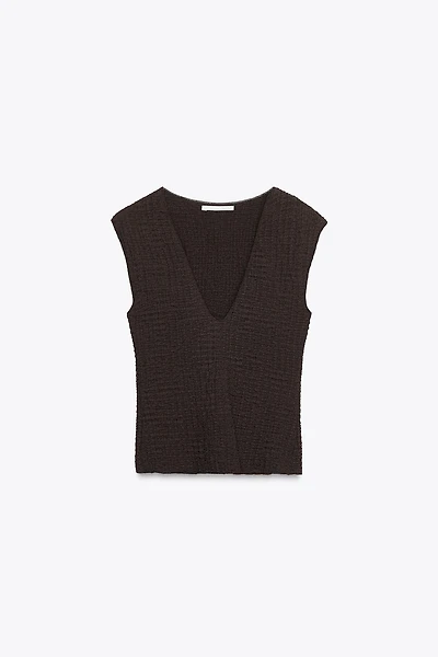 TEXTURED TOP