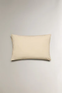 STRIPED PRINT PILLOWCASE