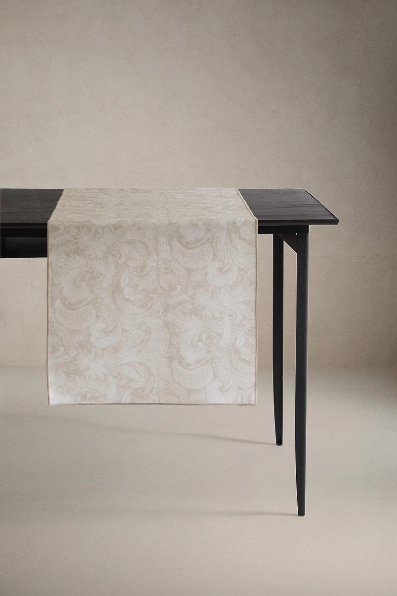 CHEMIN DE TABLE RÉSINE IMPRIMÉ PAISLEY