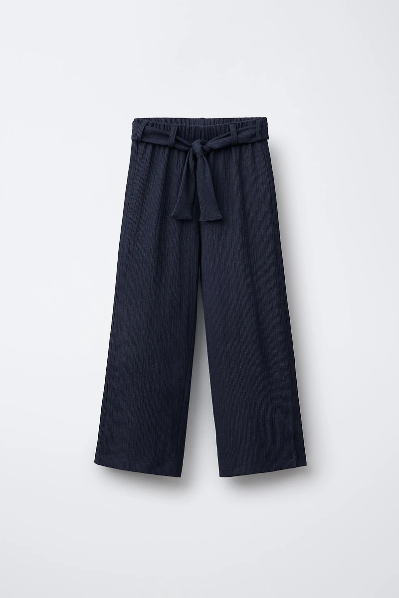 TEXTURED WIDE LEG BELTED PANTS