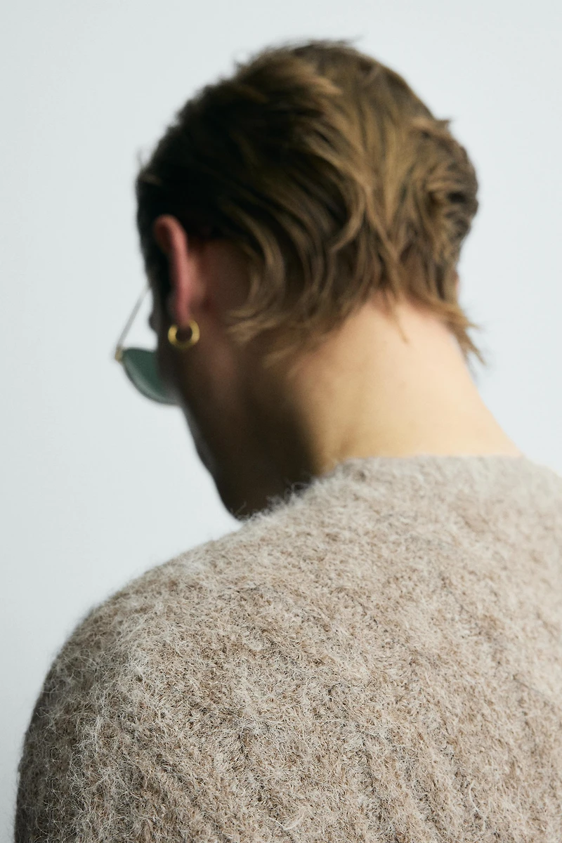 BRUSHED CABLE JUMPER