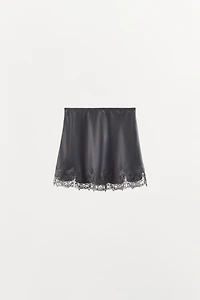 SATIN LACE MINI SKIRT