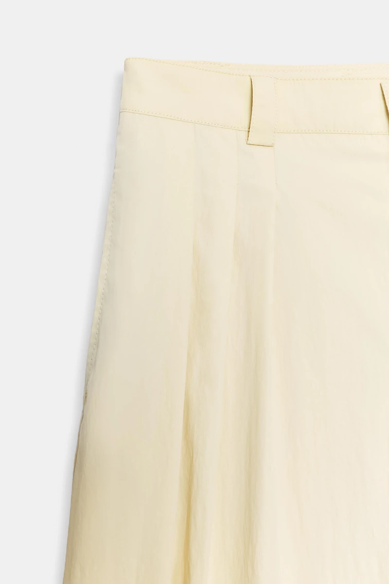 ZW COLLECTION PLEATED BERMUDA SHORTS