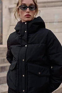 SHORT WATER REPELLENT WINDPROOF HOODIE ANORAK