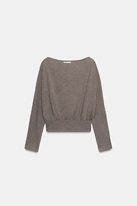 PULL DOUX À MANCHES LONGUES