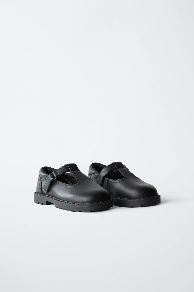 LEATHER SHOES