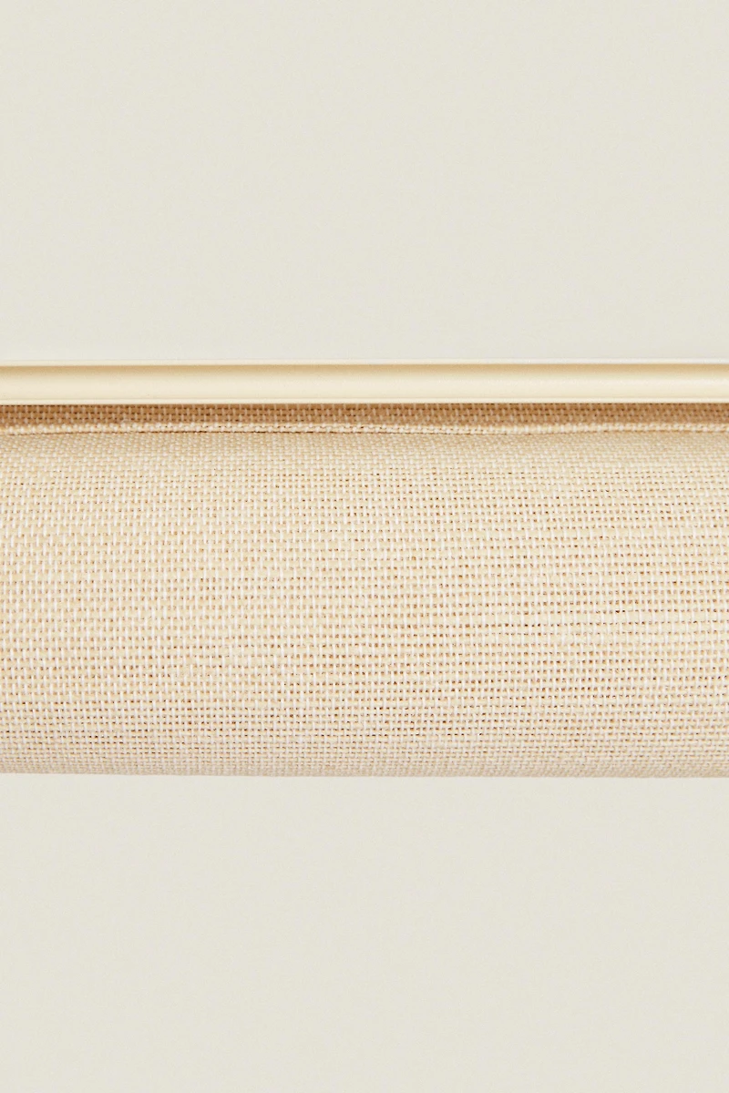CURTAIN | MEDIUM OPACITY JUTE RETRACTABLE BLIND