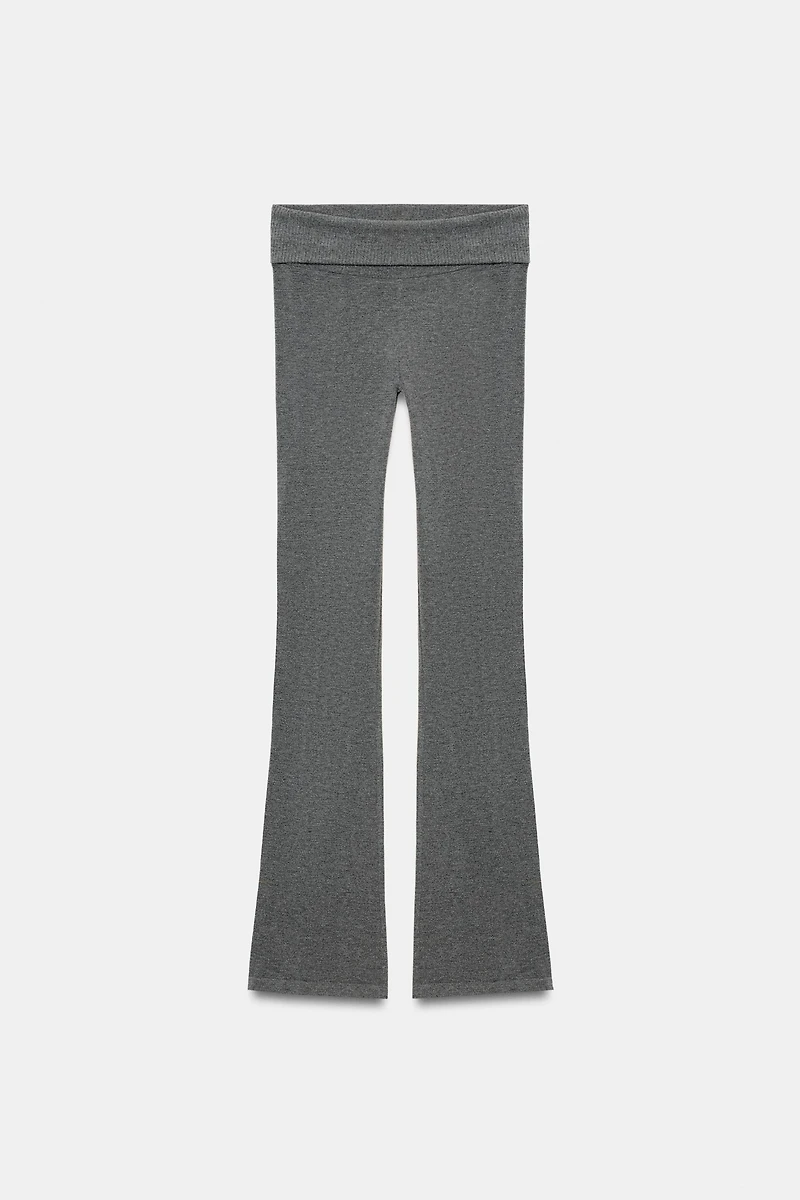 PANTALON FLARE SANS COUTURE