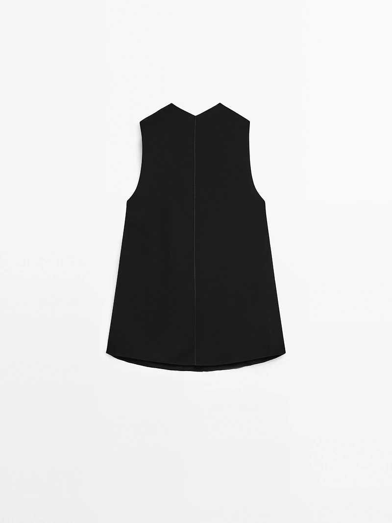 Halter top with removable brooch detail
