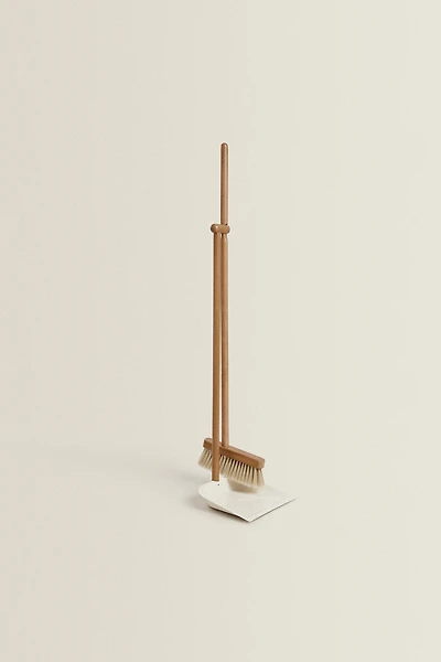 ENSEMBLE BALAI PELLE BOIS
